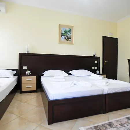 Ilary Hotel