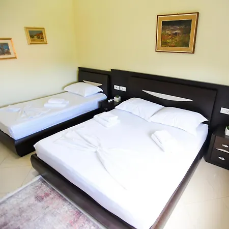 Ilary Hotel